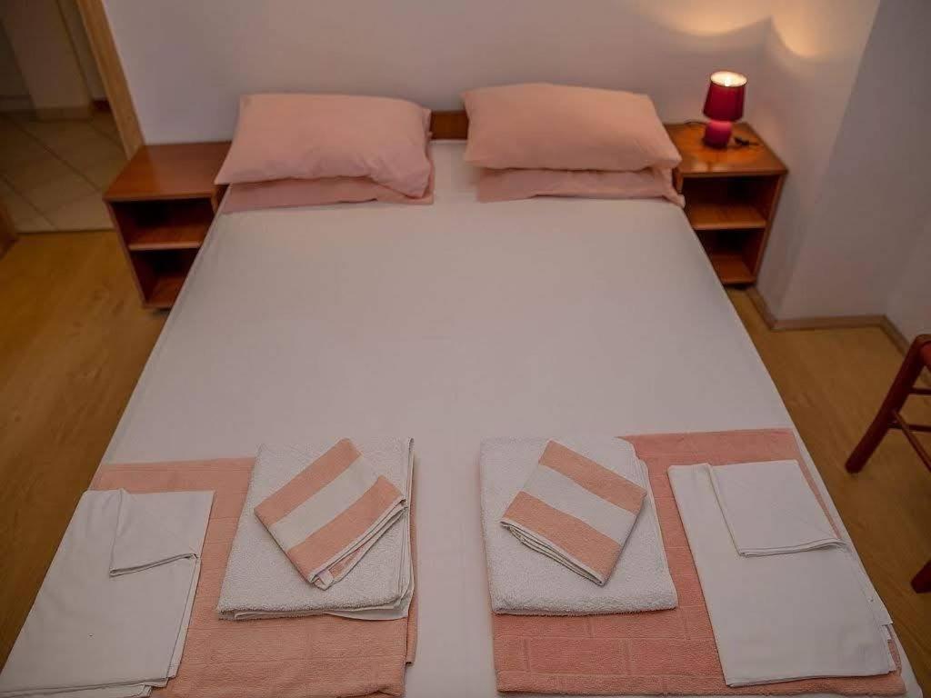 Apartman Zenta Petrovac Екстериор снимка