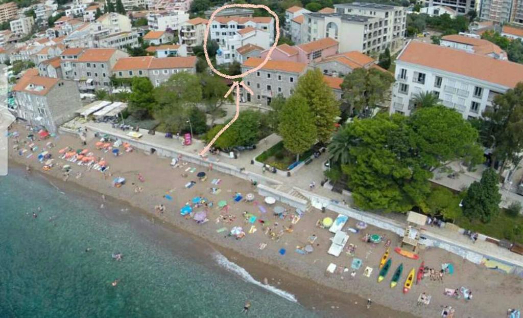 Apartman Zenta Petrovac Екстериор снимка