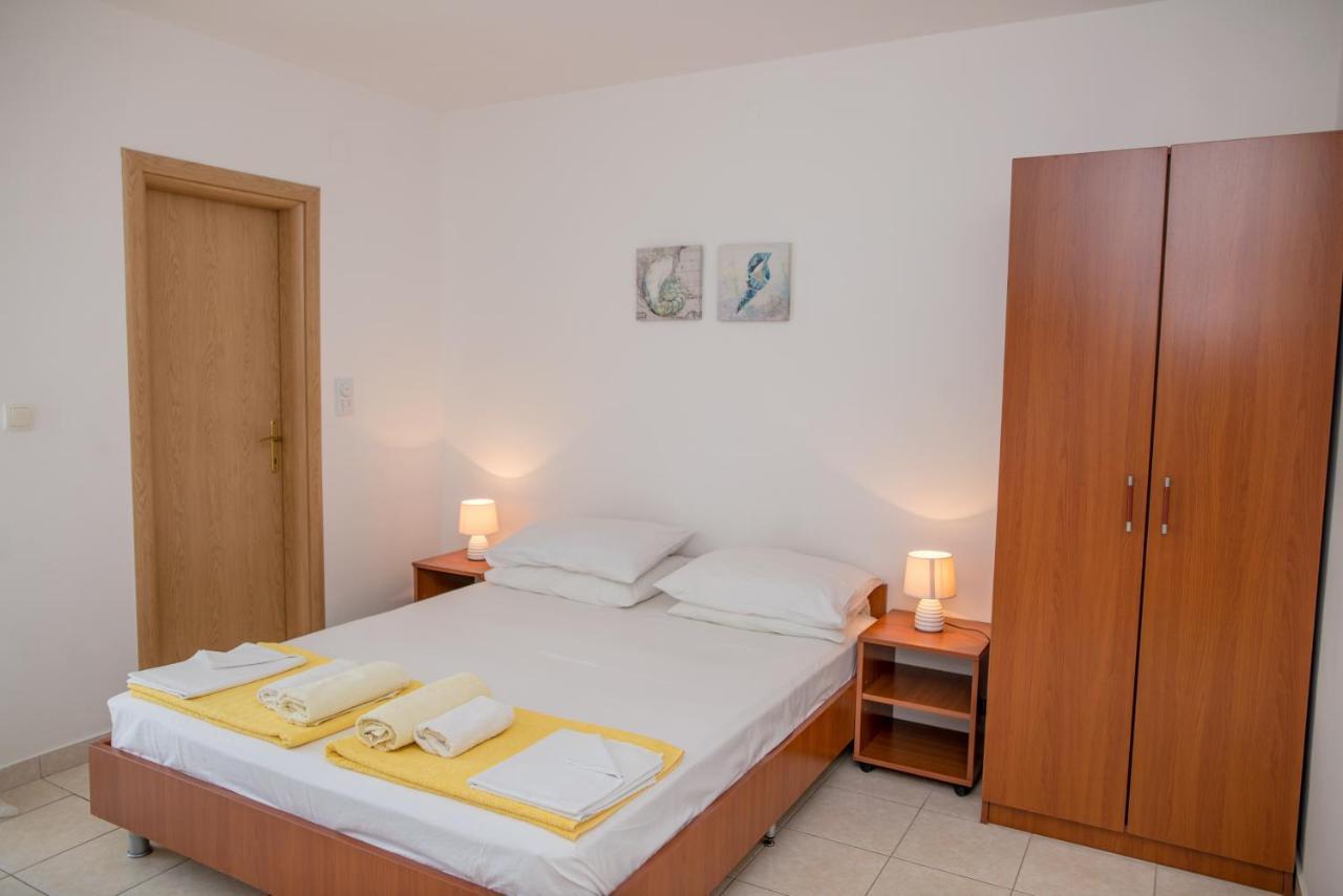 Apartman Zenta Petrovac Екстериор снимка