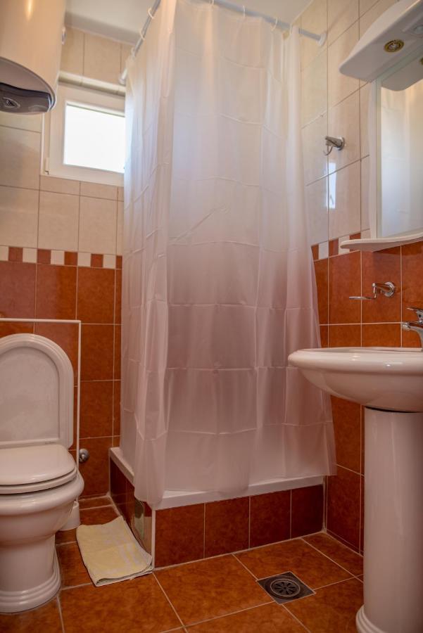 Apartman Zenta Petrovac Екстериор снимка